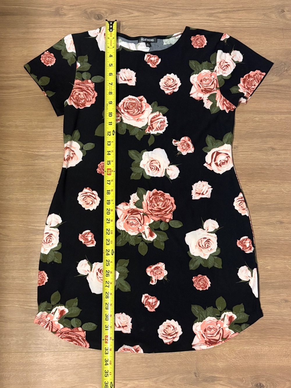Feathers woman’s Black Floral Short Sleeve Dress - Pink Rose Print